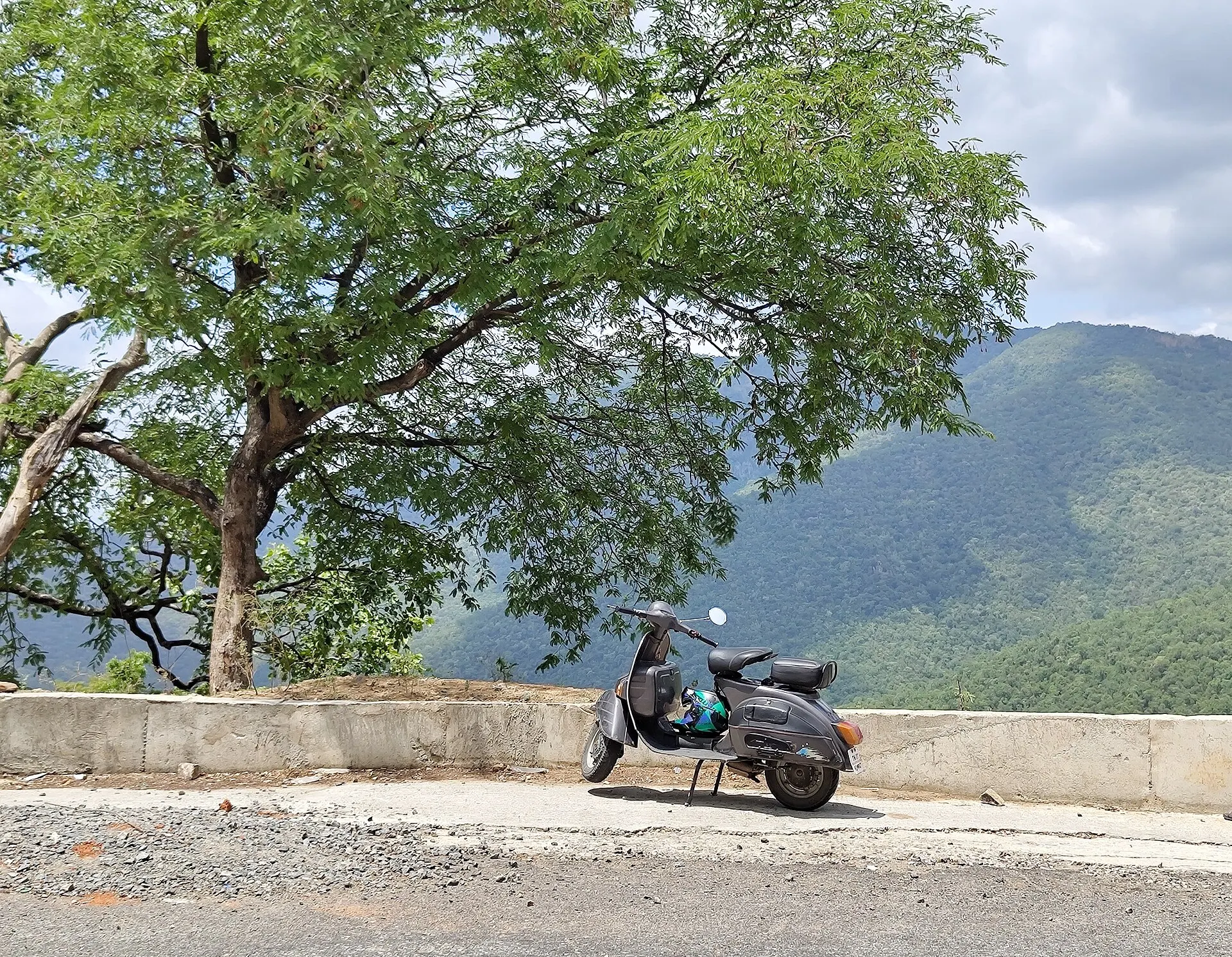 Bajaj Chetak — Front three-quarter