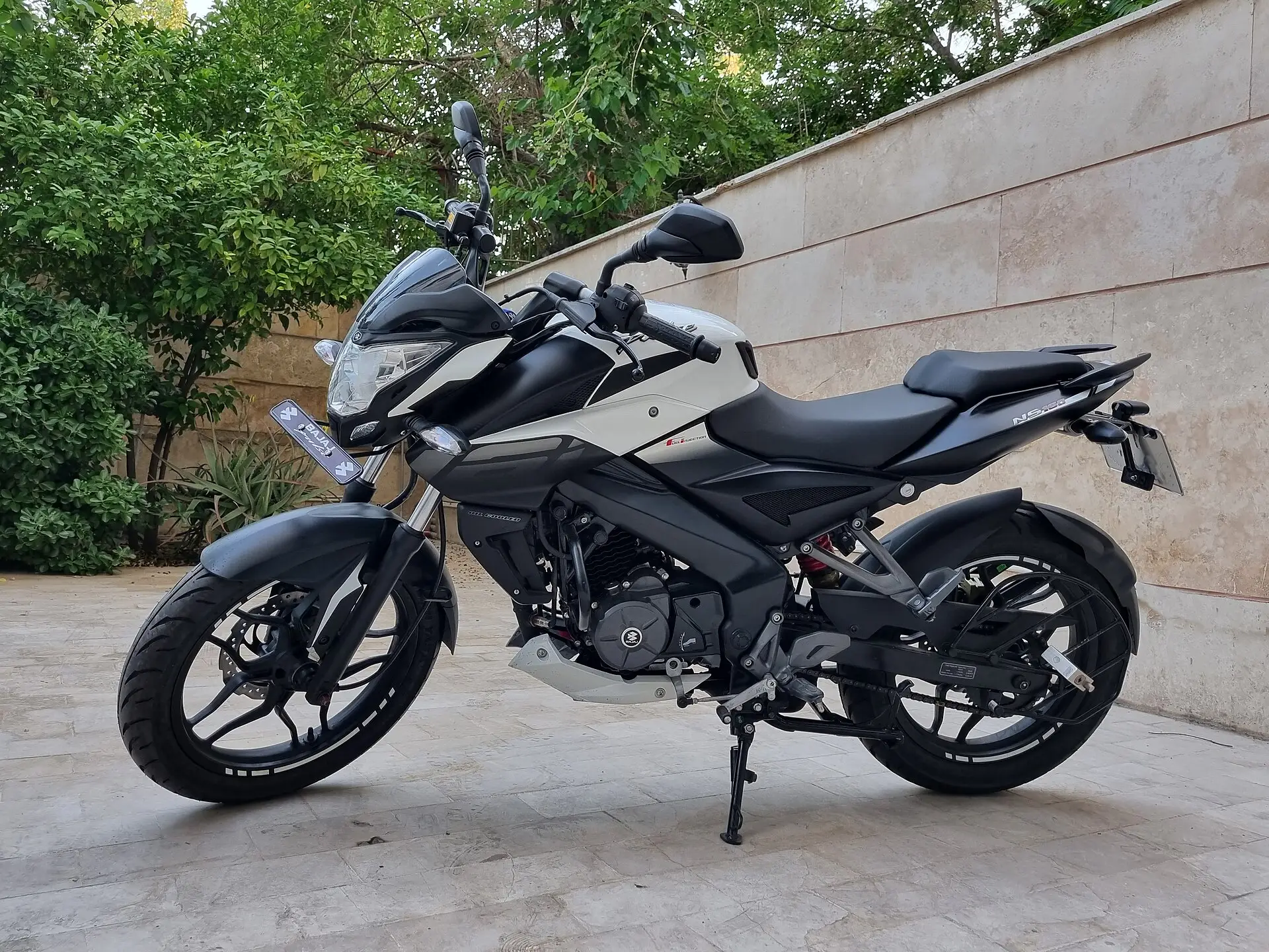 Bajaj Pulsar 150