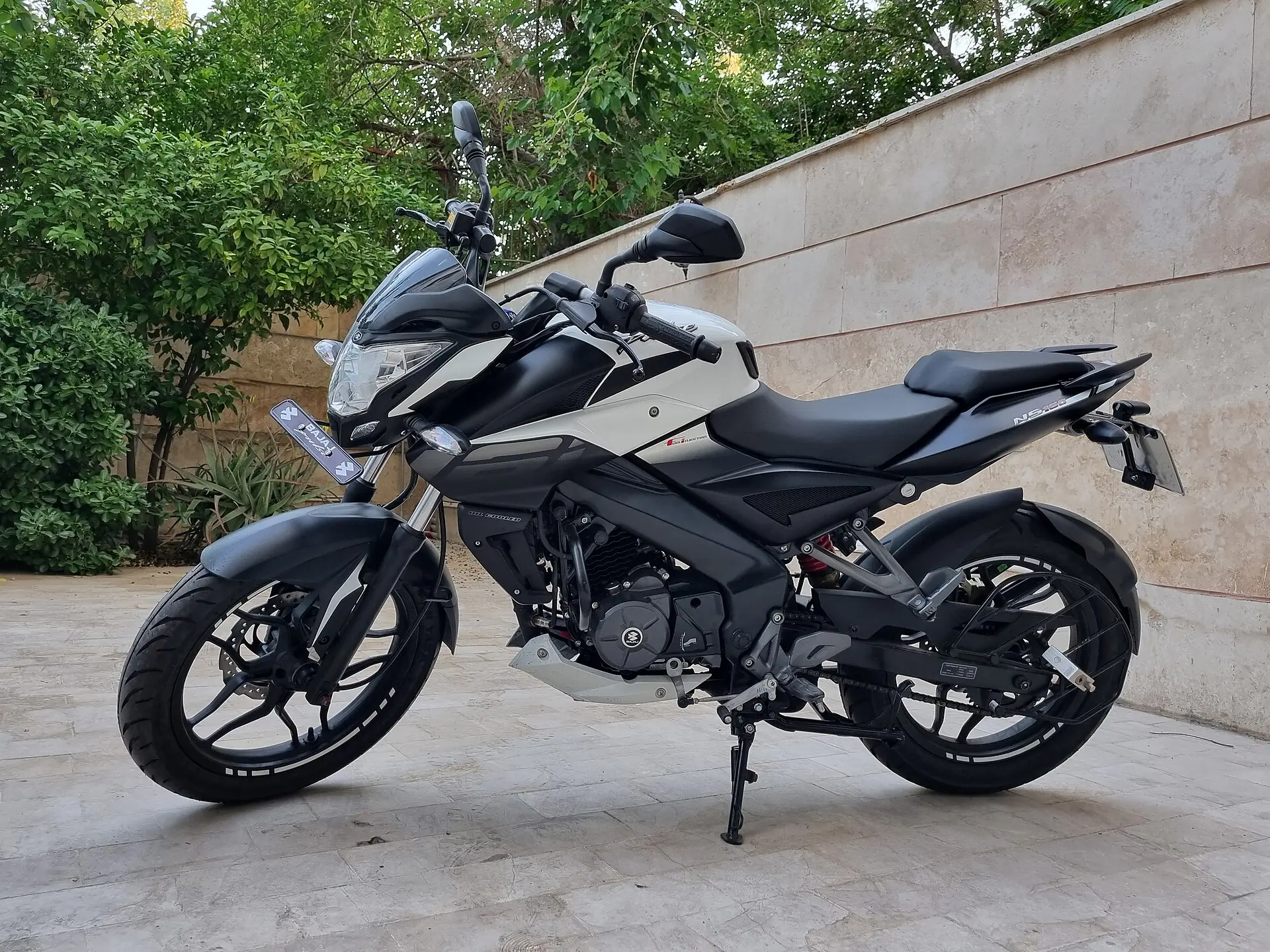 Bajaj Pulsar 150