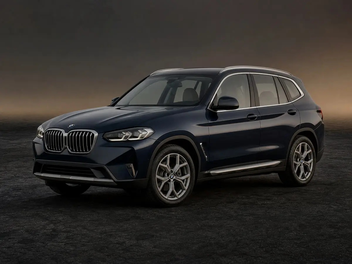 BMW X3 — Studio (dark)