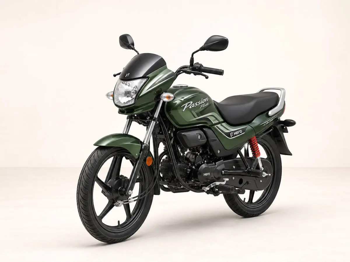 Hero Passion Plus — Front three-quarter