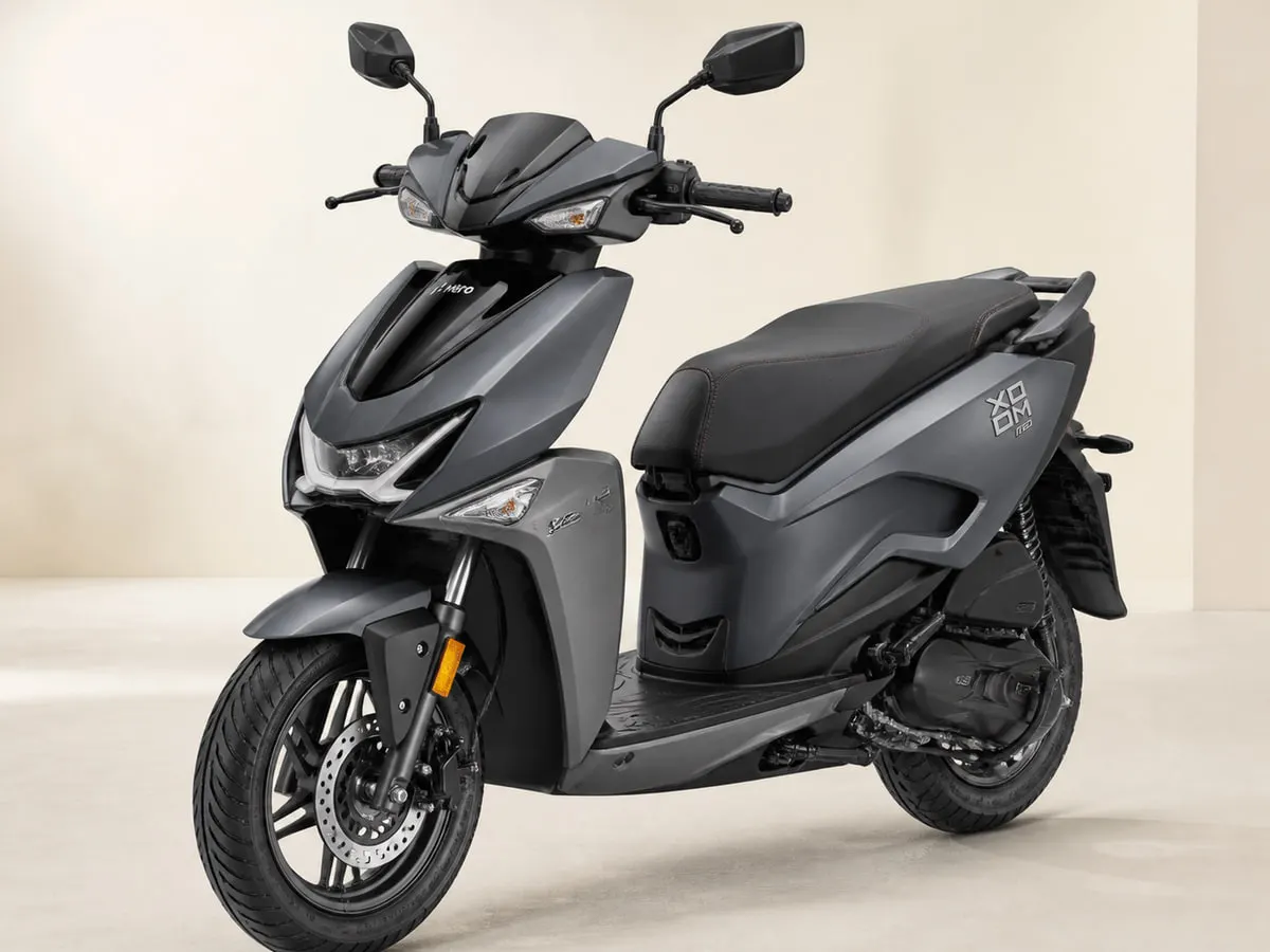 Hero Xoom 110 — Front three-quarter