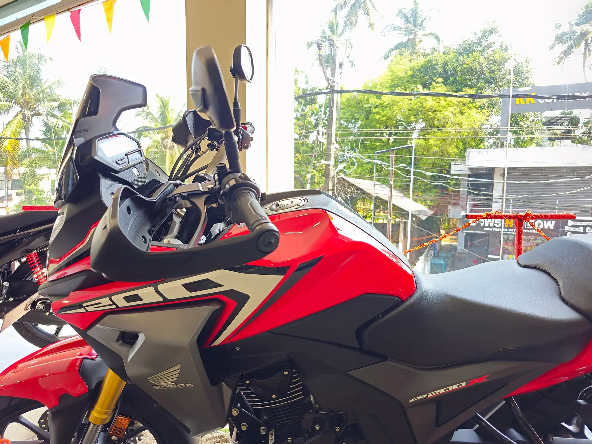 Honda CB200X