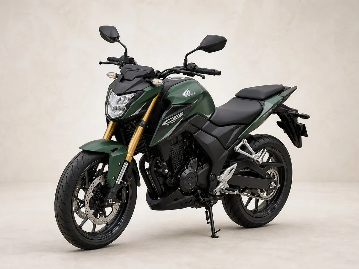 Honda CB300F — Front three-quarter