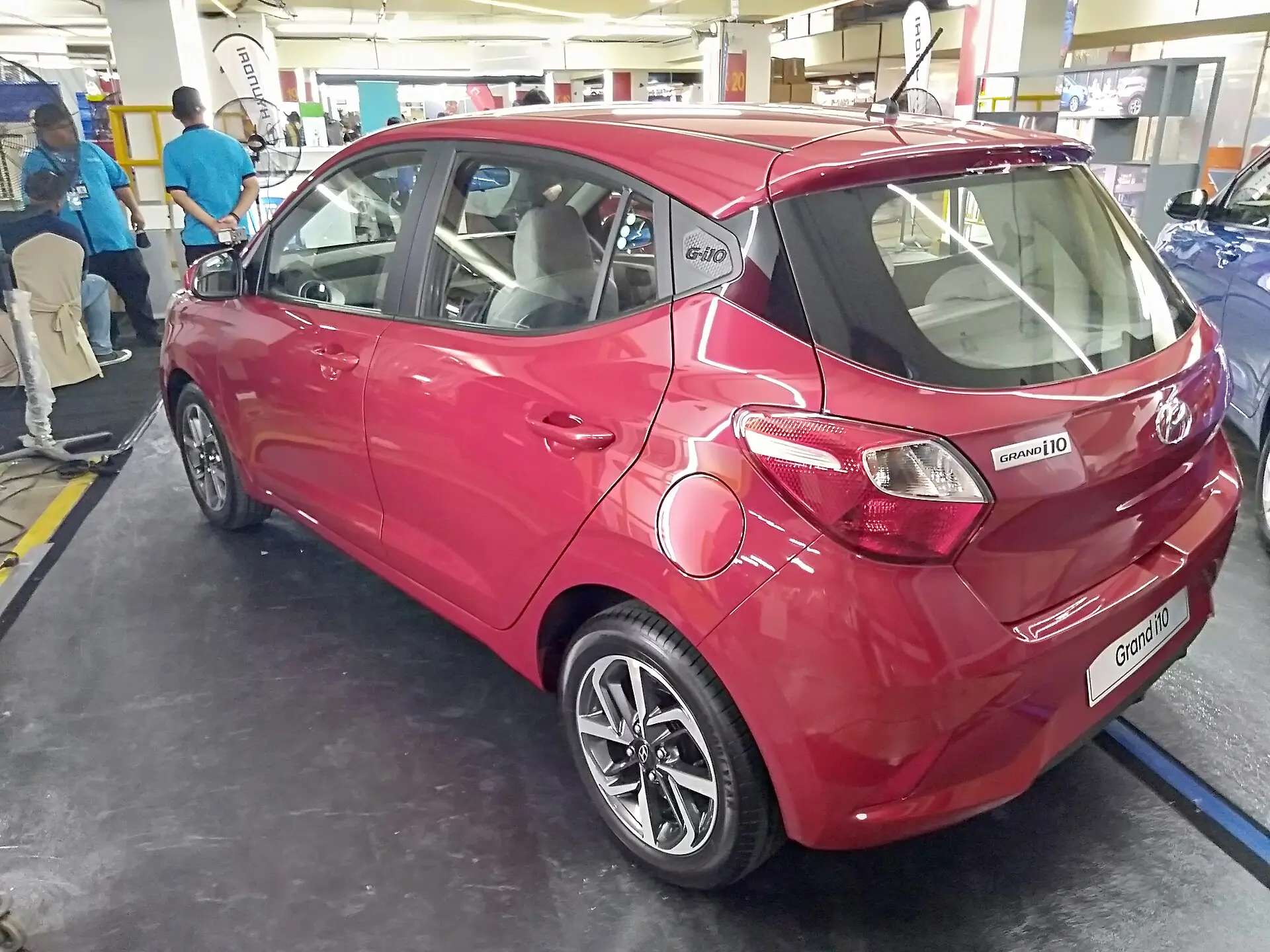 Hyundai Grand i10 Nios — On the road