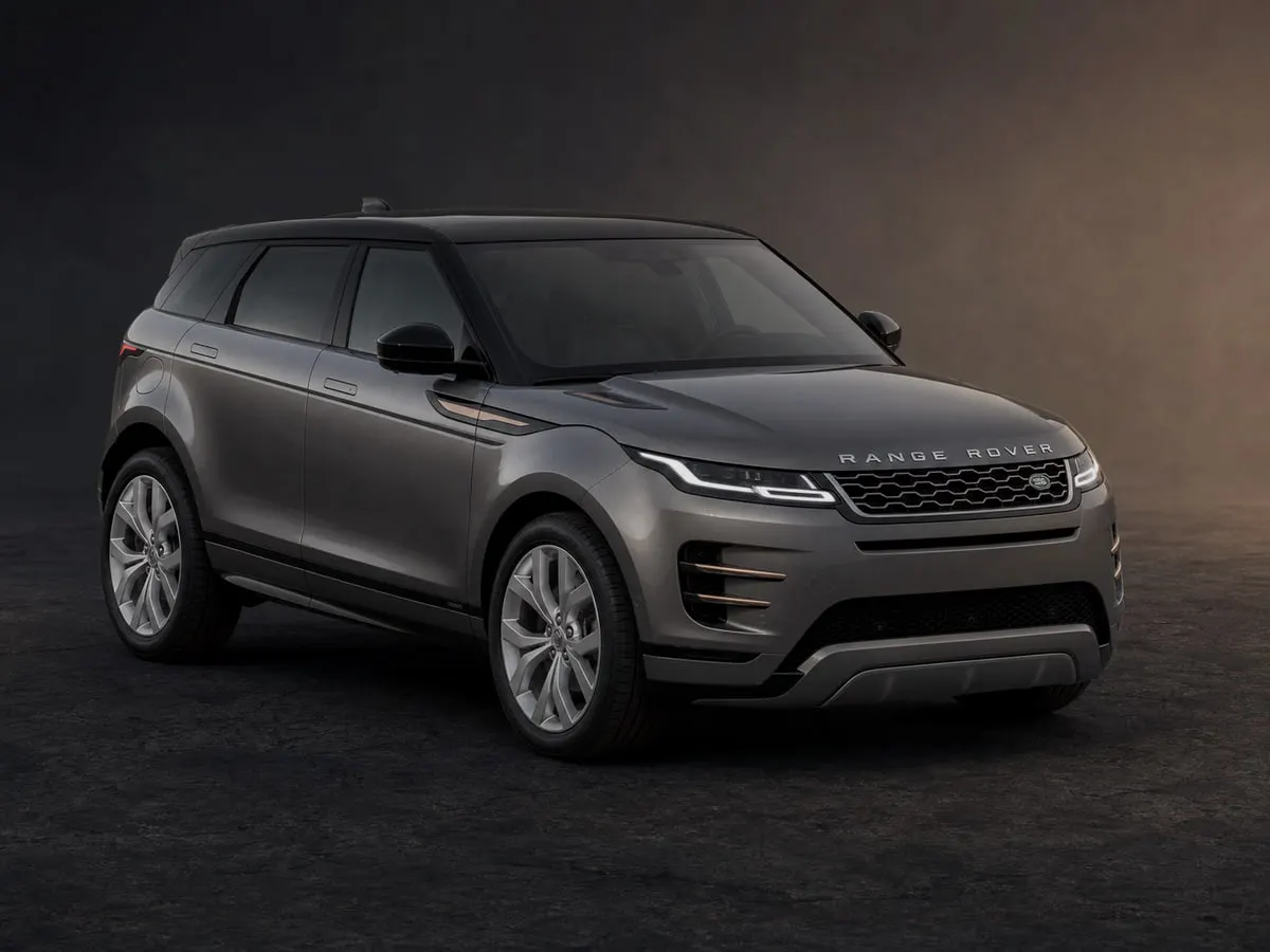 Land Rover Range Rover Evoque — Studio (dark)