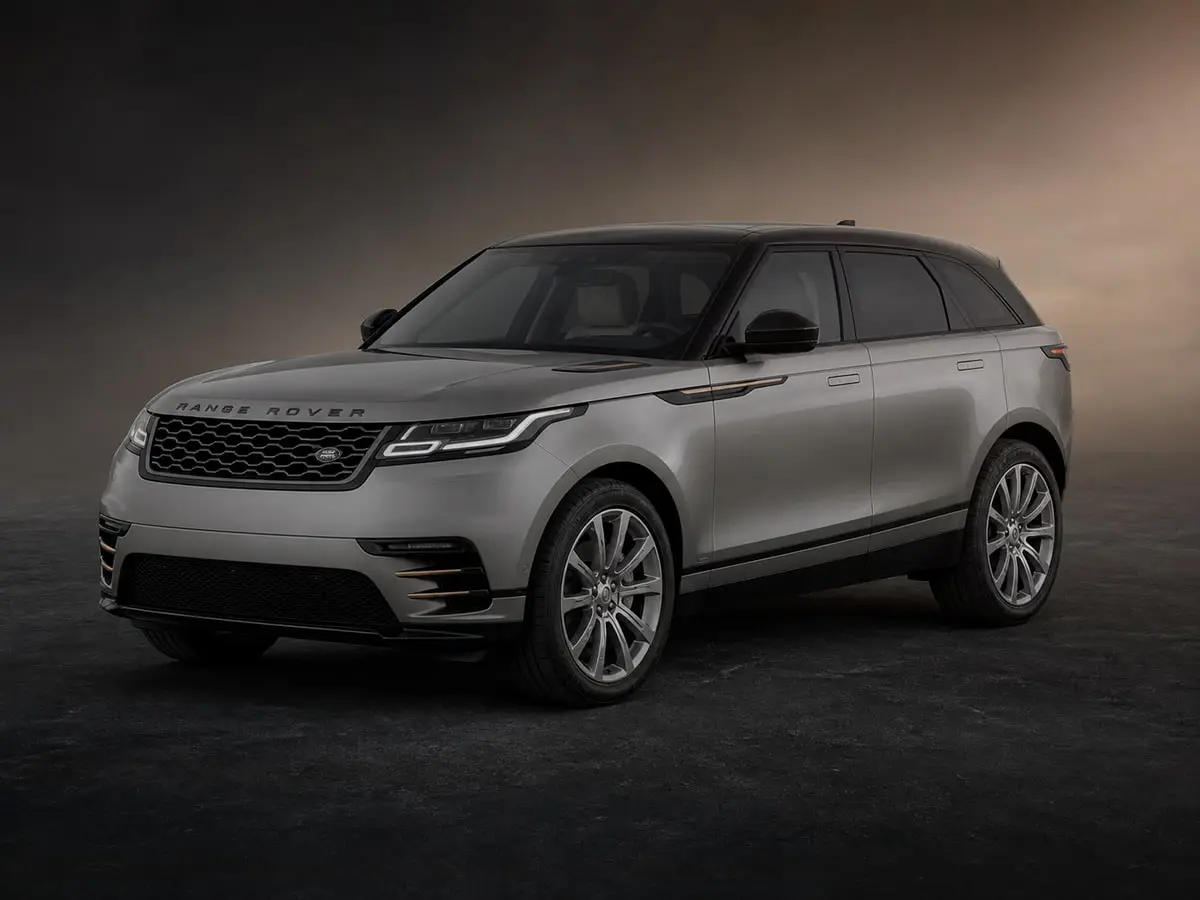 Land Rover Range Rover Velar — Studio (dark)