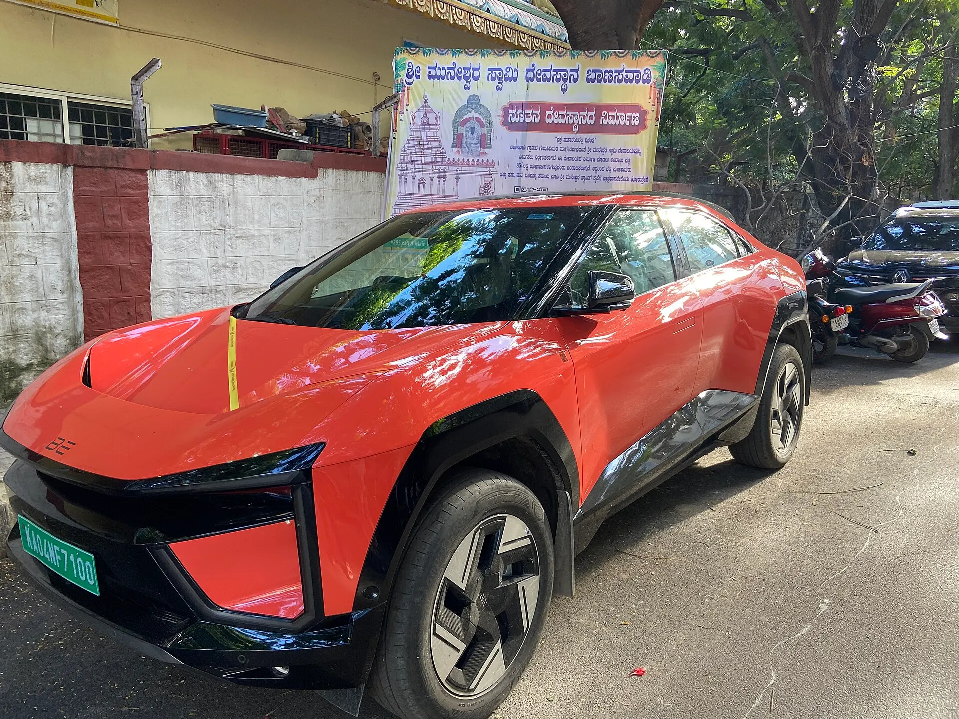 Mahindra BE 6 — On the road