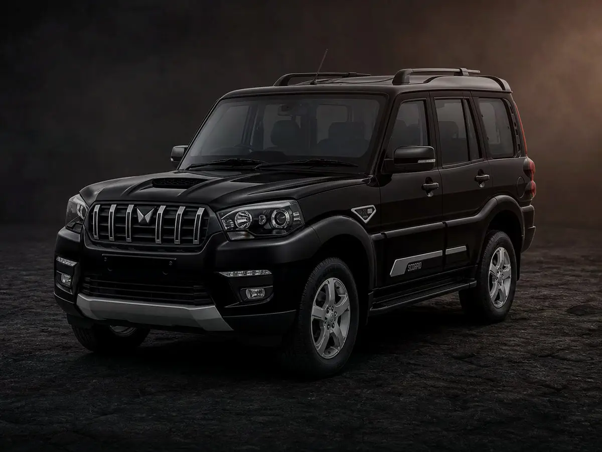 Mahindra Scorpio Classic — Studio (dark)