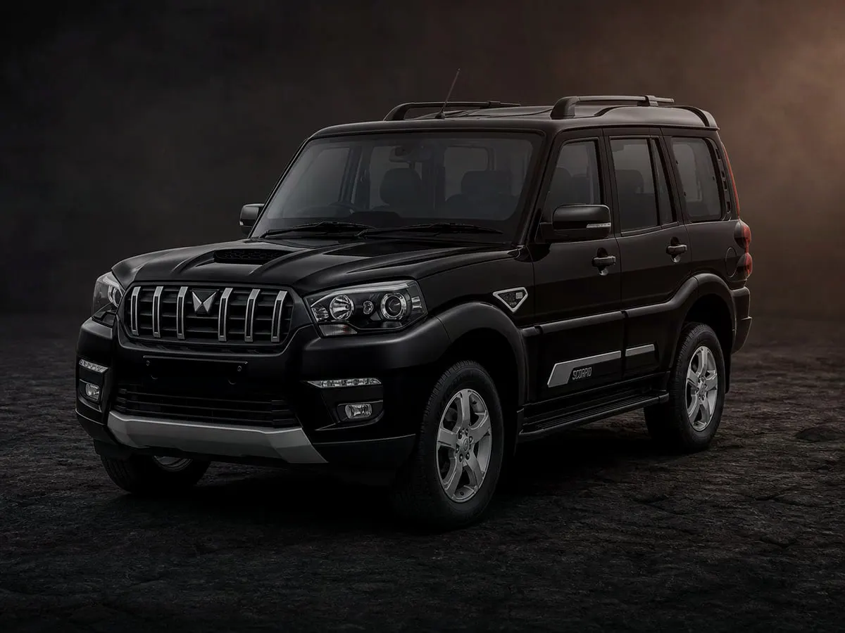 Mahindra Scorpio Classic — Studio (dark)