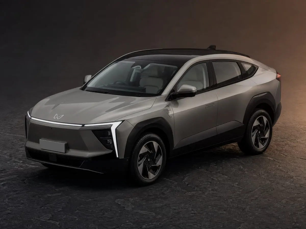 Mahindra XEV 9e — Studio (dark)