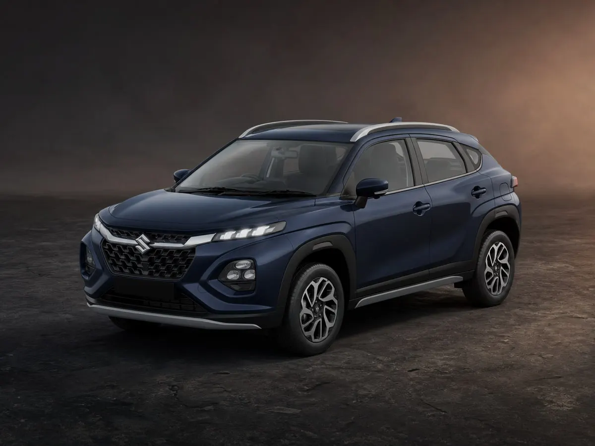 Maruti Suzuki Fronx — Studio (dark)