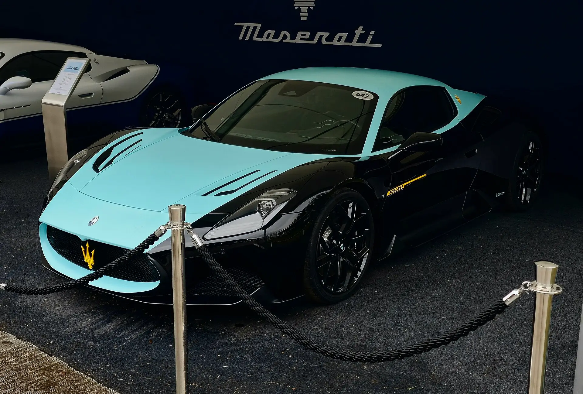 Maserati MC20