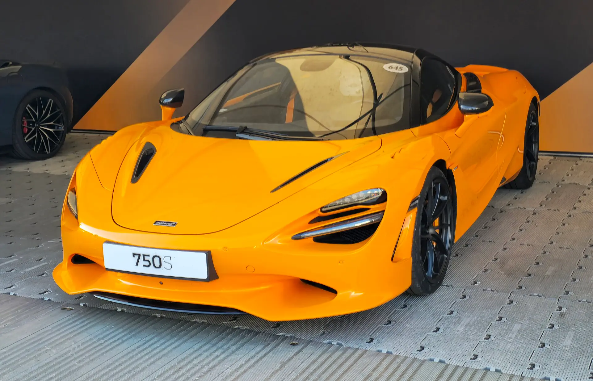 McLaren 750S