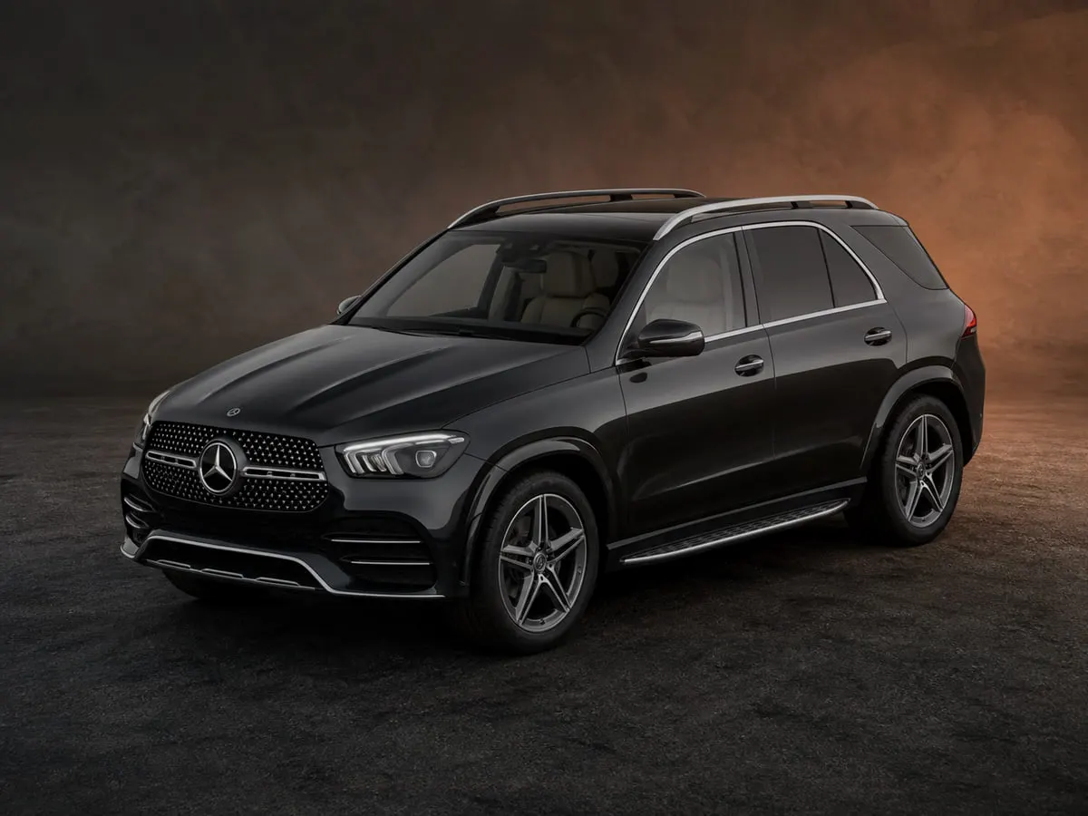 Mercedes-Benz GLE — Studio (dark)