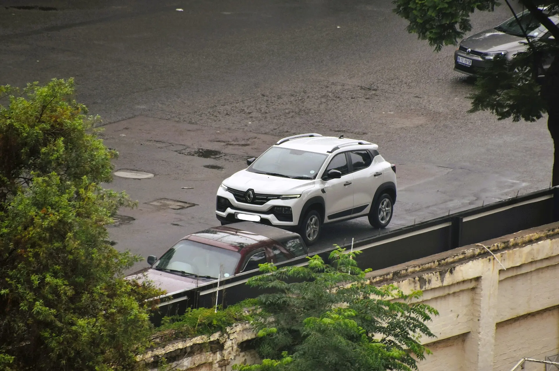 Renault Kiger — On the road