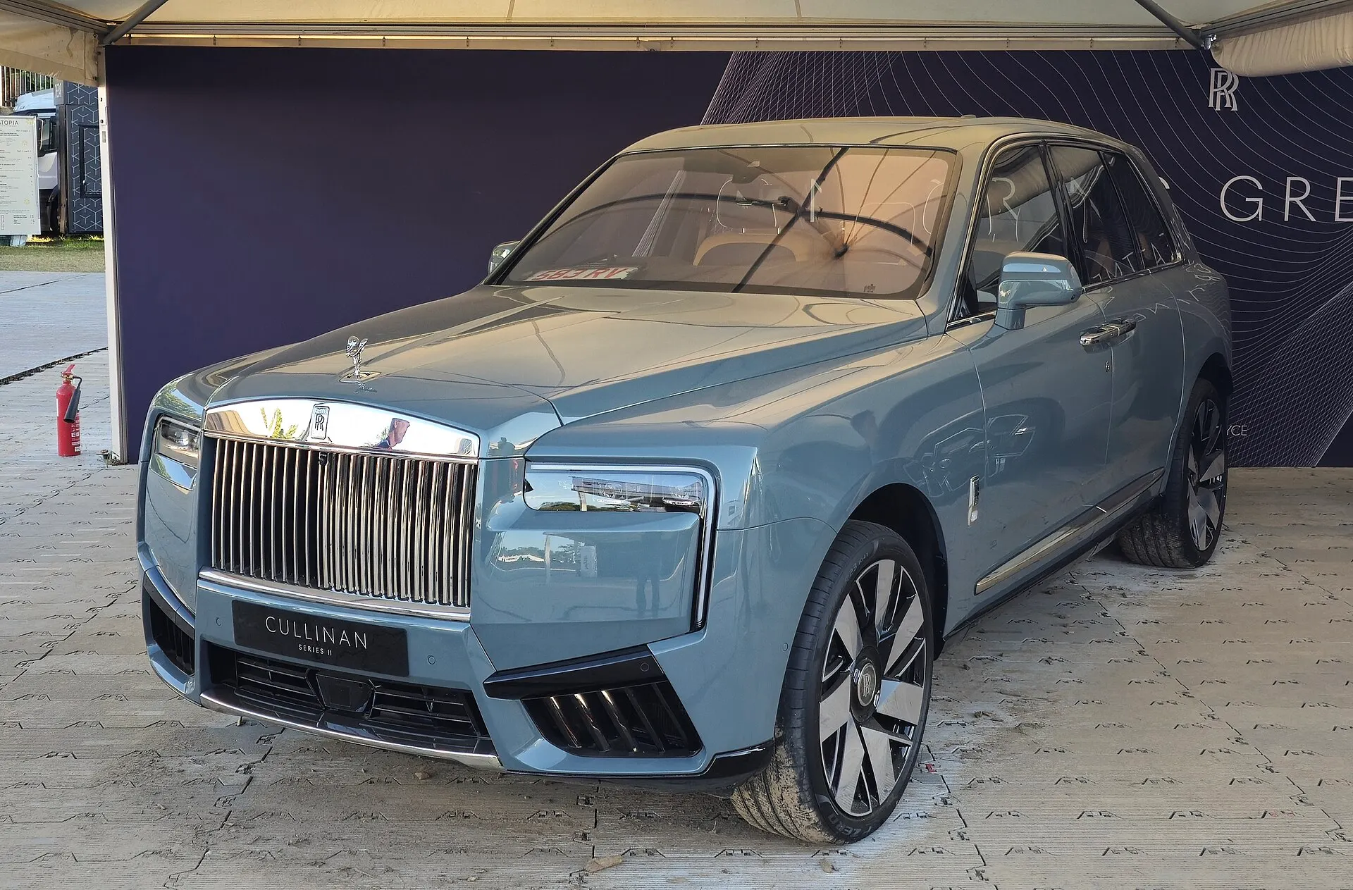 Rolls-Royce Cullinan — Studio