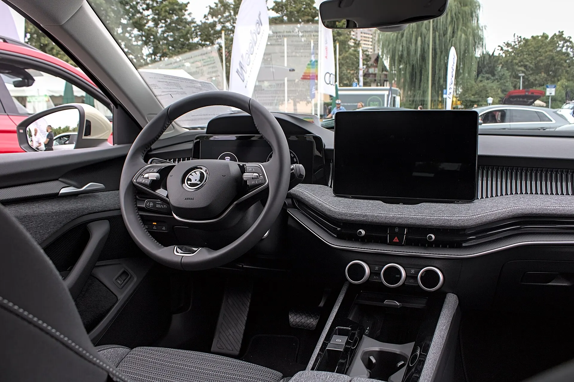 Skoda Superb — On the road