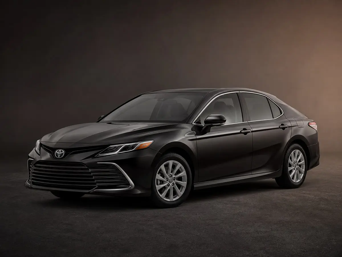 Toyota Camry — Studio (dark)