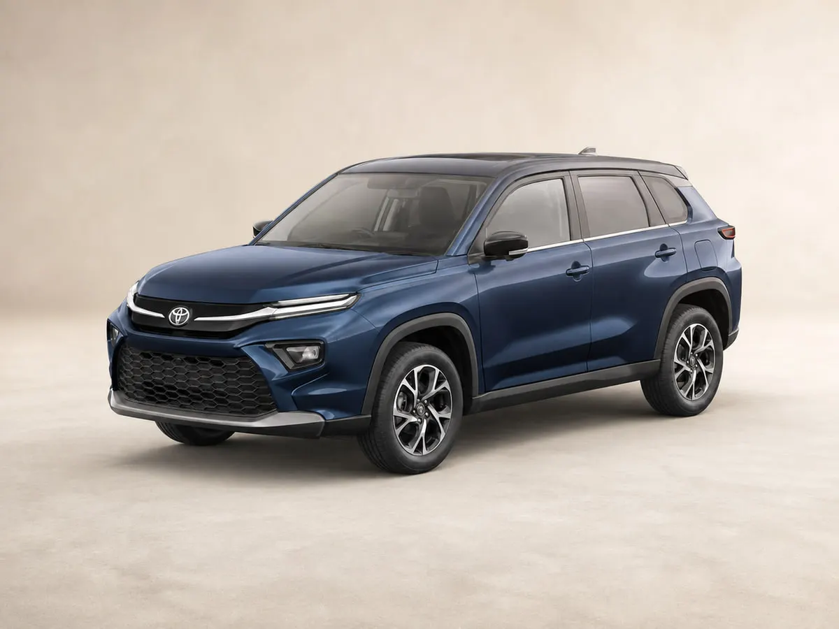 Toyota Urban Cruiser Hyryder — Studio